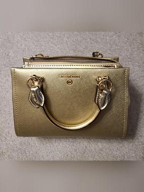 Michael Kors Metallic Gold Saffiano Satchel - Small/Marilyn